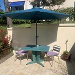 Dune Et Terrasse * Merville-Franceville-Plage