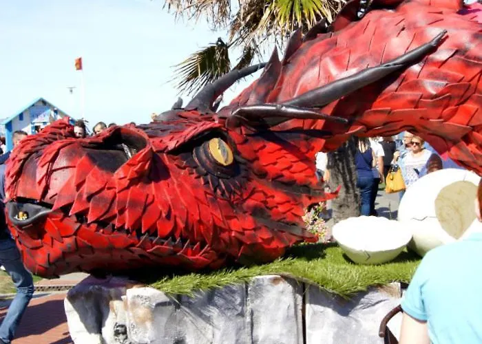 Dune Et Terrasse Merville-Franceville-Plage