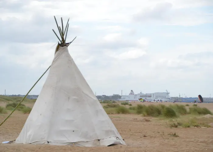 Dune Et Terrasse Merville-Franceville-Plage