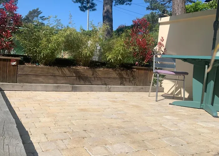 Dune Et Terrasse Merville-Franceville-Plage