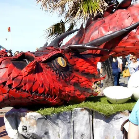 Dune Et Terrasse Merville-Franceville-Plage